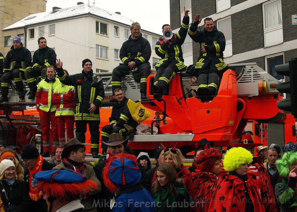 Feuerwehr Rettungsdienst Koelner Rosenmontagszug 2010 P018.JPG
